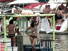 Tit showing college girls on the party boats Tit showing college girls on the party boats