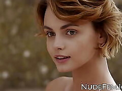 splendida rossa prende in giro con le sue tette naturali e figa morbida splendida rossa prende in giro con le sue tette naturali e figa morbida