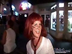 Queste ragazze stripteased