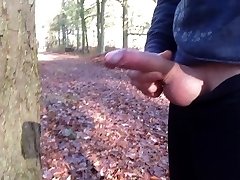 Public gaffe, public pisser, public clignotant - Exhibitionniste fille gay