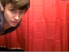 Super Hot boy show cam_2013.11.05_13h15m29s_028