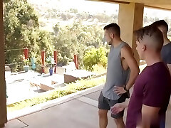 starszy masażysta rub i sondy duży dick youngster