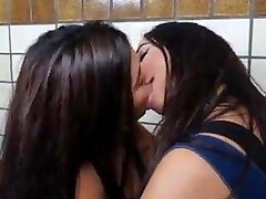Lesbian Kiss 01