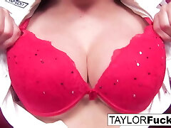 Nurse Taylor plays with her big jugs
