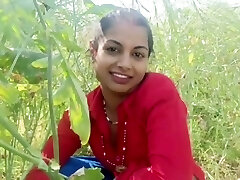 Cuckold the sister-in-law working on the farm by luring cash In hindi voice