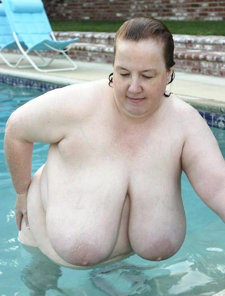 Bbw Mature Nude Swimming Pool - Fat mature nudist women swimming in a pool