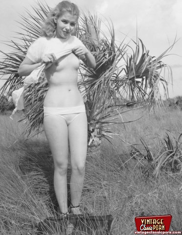 Vintage Girls Nude