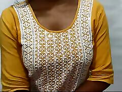 Indian Desi jessy jazz woodman Bhabi with Amazing Boobs changing dress in front of Camera