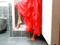 Selena&039;s dancing, posing and daily sex games