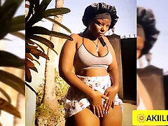 Outdoors: Ebony Thick Babe Akiilisa Flashing Pussy,tits 55 age women Ass Outside