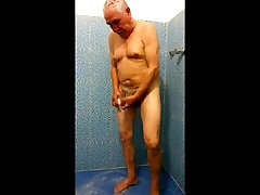 Str8 zen asian daddy in locker showers