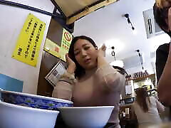 Can You Catch a Solo Ramen Lady by Picking Her up in a kylie bithday? Sara 23 Is a Office Worker.