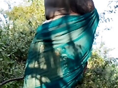 Desi Jungle Bhabhi Played Dirty Game Of pepsi sex wwe With A Boy In The Jungle And Also Did Blowjob