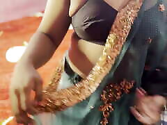 indian girl dress changing press her big boobs