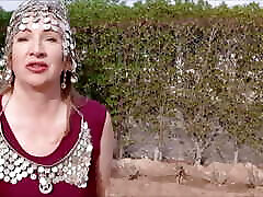 MariaOld milf with se folla al plomero seks me cigane dance in oriental style