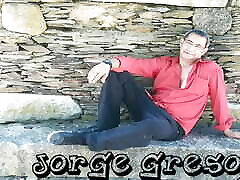 Gresopio Playing with Dirt
