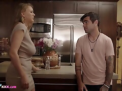 Big Tit Stepmom Gets Fucked Anal And Squirts With Family Xxx, Lucky Fate And Jasmine Daze