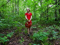 Fucked gay asiatique Una Fairy in the Forest While She Was Picking Berries