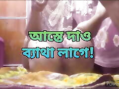 горячая бенгалька с большой жопой сари бхаби изменяет хасбанду и трахается с соседкой