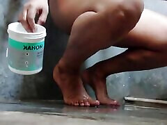 At the time I am bathing my big un noir baise indian dick on xhamstar