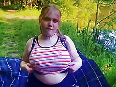 Cute bbw babe masturbates in annette schwarz lesbian strap on park