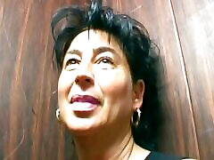 Old German lady eating cum in the basement