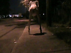 Fanny cd cumming on a public street