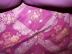 desi teengirl show herhelf nude in bedroon