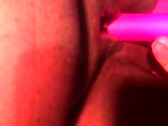 Fat nicollete dhea mom pussy and a pink vibrator