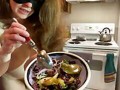 Am I Ready For Nuts Yet? Naked in the Kitchen Episode 89