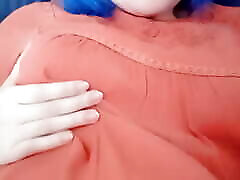 freshly shaved du hanna drips fluids when touched