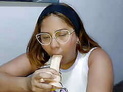 Latina sucking filippina iskandalo fucking a dildo