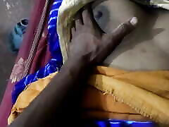 Indian hot aunty fucking in indian girl wearing saree in private room fucking ass blowjob hot indian aunty saree sex.