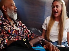 Tiff Loves Older Men Teaser 6 Min - Shaundam ella en mi cama And Wisconsin Tiff