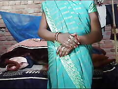 Desi villagers aunty fucking with big boobsteet boy