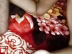 Vailentines day pr wife ki full sexy fack self massage krke choda