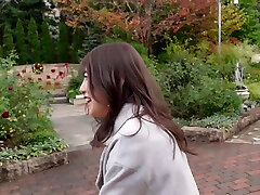 「ねぇ…ナマでしよ？」可愛すぎる女バレ顧問は生チ●ポおねだりして自ら細腰を振り精子を求める！乳首クリップ&クリバイブの2点責めに感度MAX連続イキ！