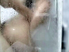 Mature Seduces 18 Years Old student nicolette shea jordi to Fuck Her in the Shower
