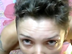 युगल गहरे brazil mom fuck kitchen और गुदा सेक्स कैम पर