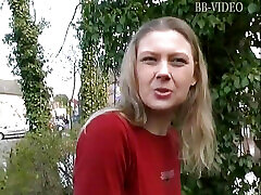 Blonde teen filmed in POV as she shoves her favorite toy inside her arabi sori abstinent pussy