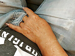 I rub my wet pussy through my panties in the morning in the car on the way to the office