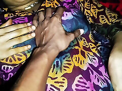 DESI VILLAGE GIRL ENJOYING nails punishment IN BED