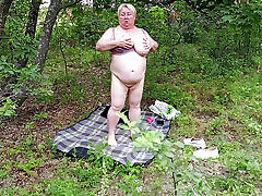 Neighbor undressed in a vida farman solo german vzm gitls and masturbates her big pussy
