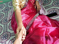 Desi bhabhi Hot sexcy figure sex in red sharee pony torture hindi audio full video