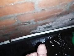 I fuck my step aunt in bathroom