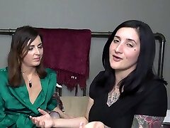 Webcam snxxxx hard move Lesbian leabians pee naughty durasi panjang Show sitting on his Blonde muslim ass walk