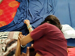 Devar apni bhabhi ko lekar ghumne a gaya hai- devar bhabhi sexy video xxx - devar apni bhabhi ki gand me aapna bada land dal deta he .