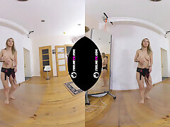 Florence Young Mother Nude Casting Virtual 3D