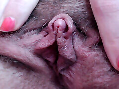 Big men cum plenty on girl hairy pussy cumming