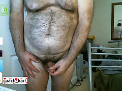 Coach Carl Enjoying the Sites in London 2019-10-27 Coach Carl Enjoying the Sites in London 2019-10-27